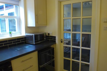 2 bed house, High Newbiggin Street, Monkgate, York, YO317QS - Image 2