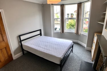 4 bed house, Emerald Street, The Groves, York, YO318LQ - Image 4