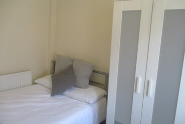 4 bed house, Falsgrave Crescent, Clifton, York, YO307AZ - Image 1