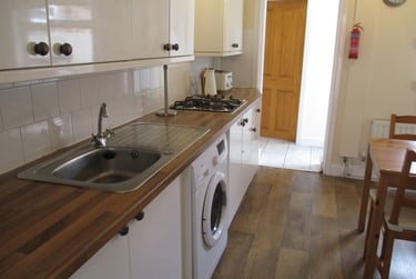 2 bed house, Rosebery Street, Holgate, York, YO264YX - Image 5