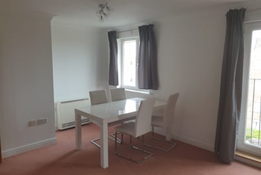2 bed flat, Henry Bird Way, Far Cotton, Northampton, NN48GE - Image 3