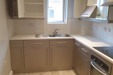 2 bed flat, Henry Bird Way, Far Cotton, Northampton, NN48GE - Image 5