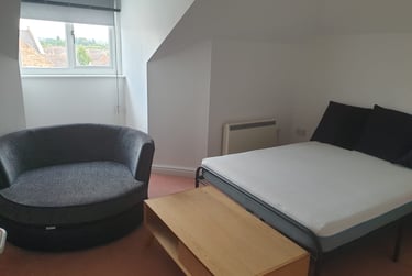 2 bed flat, Henry Bird Way, Far Cotton, Northampton, NN48GE - Image 6