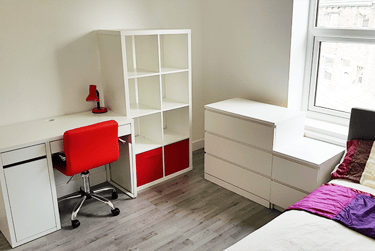 5 bed house, Bradford Road, Hillhouse, Huddersfield, HD16JE - Image 5