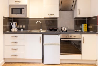 3 bed flat, Charles Street, Highfields, Leicester, LE11LB - Image 1