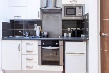 1 bed studio, De Montfort Street, Highfields, Leicester, LE17GN - Image 6