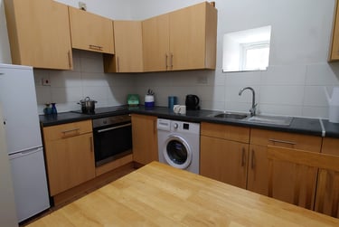 5 bed flat, Albion Street, Highfields, Leicester, LE16GB - Image 2