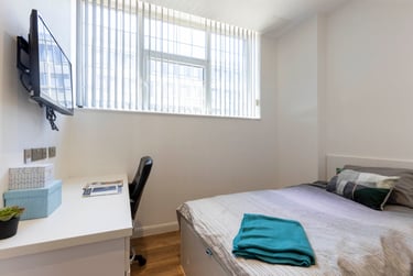 3 bed flat, Charles Street, Highfields, Leicester, LE11LB - Image 2