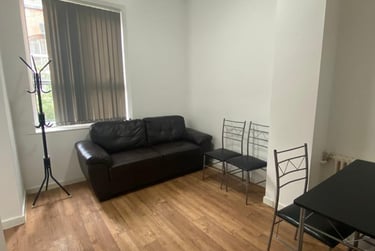 3 bed flat, Albion Street, Highfields, Leicester, LE16GB - Image 12