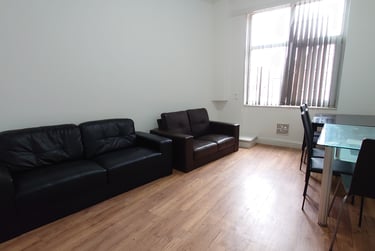 3 bed flat, Albion Street, Highfields, Leicester, LE16GB - Image 3