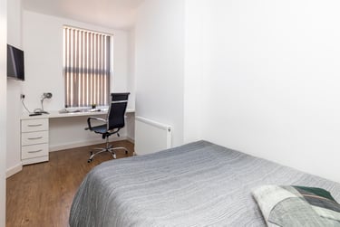 2 bed flat, Grasmere Street, City Centre, Leicester, LE27DA - Image 1