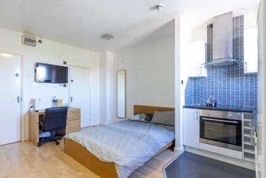 1 bed studio, Western Boulevard, City Centre, Leicester, LE27HN - Image 3