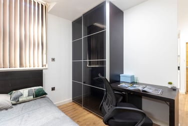 1 bed studio, De Montfort Street, Highfields, Leicester, LE17GD - Image 3