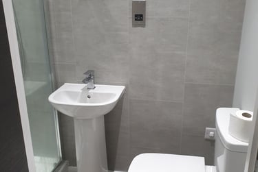 1 bed studio, De Montfort Street, Highfields, Leicester, LE17GT - Image 8