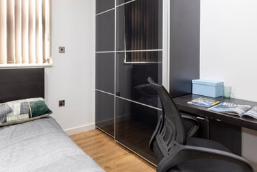 1 bed studio, De Montfort Street, Highfields, Leicester, LE17GD - Image 4