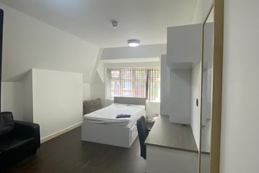1 bed studio, West Walk, Highfields, Leicester, LE17NG - Image 13