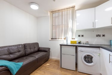 1 bed studio, De Montfort Street, Highfields, Leicester, LE17GD - Image 5