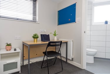 6 bed house, Hall Lane, Low Hill, Liverpool, L78TF - Image 4