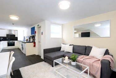 6 bed house, Leopold Road, Kensington, Liverpool, L78SR - Image 2