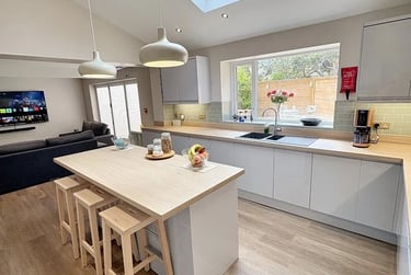 6 bed house, Ash Lawn Court, Newton, Chester, CH22AD - Image 2