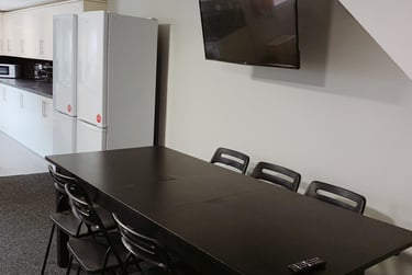 6 bed house, Hall Lane, Low Hill, Liverpool, L78TE - Image 3