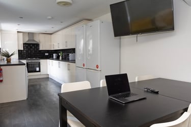 6 bed house, Saxony Road, Low Hill, Liverpool, L78RU - Image 3