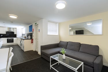 6 bed house, Leopold Road, Kensington, Liverpool, L78SR - Image 6