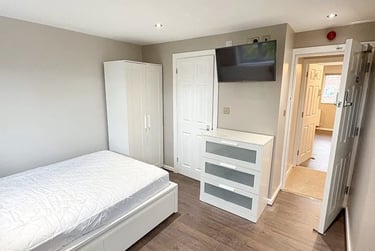 6 bed house, Ash Lawn Court, Newton, Chester, CH22AD - Image 7