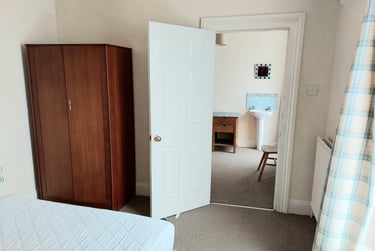 6 bed house, Furzehill Road,, Near university, Plymouth, PL47JZ - Image 6