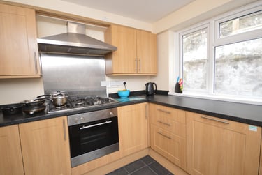 6 bed house, Malvern Terrace, Brynmill, Swansea, SA20BE - Image 11