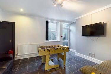 4 bed house, Waterloo Place, Brynmill, Swansea, SA20DE - Image 2