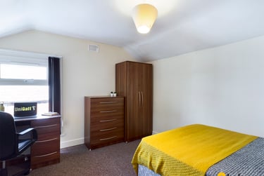 5 bed house, Marlborough Road, Brynmill, Swansea, SA20EA - Image 2