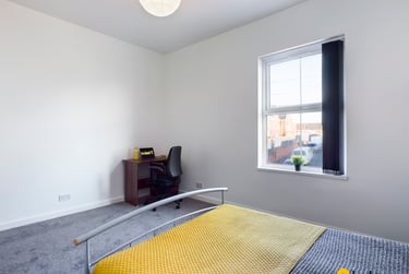 4 bed house, Waterloo Place, Brynmill, Swansea, SA20DE - Image 3