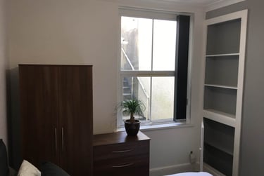 4 bed house, Brynmill Terrace, Brynmill, Swansea, SA20BA - Image 9