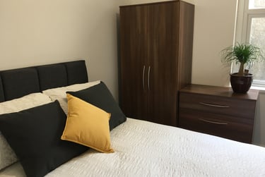 4 bed house, Brynmill Terrace, Brynmill, Swansea, SA20BA - Image 5