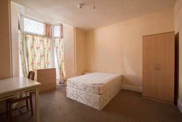 7 bed house, Gwydr Crescent, Uplands, Swansea, SA20AB - Image 6