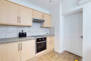 4 bed house, Brynmill Terrace, Brynmill, Swansea, SA20BA - Image 4