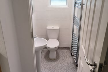 3 bed flat, Old Tiverton Road, City Centre, Exeter, EX46LD - Image 3