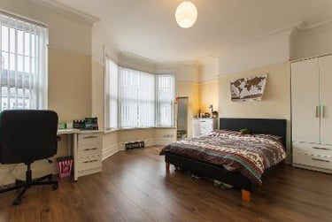 5 bed house, Balaclava Road, Plasnewydd, Cardiff, CF235BB - Image 1