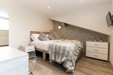 7 bed house, Egerton Road, Toxteth, Liverpool, L152HW - Image 1