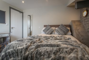 7 bed house, Egerton Road, Toxteth, Liverpool, L152HW - Image 2