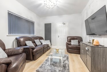 6 bed house, Heathcote Street, Newland, Hull, HU67LP - Image 2