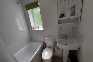 6 bed house, Moorland Way, Exwick, Exeter, EX42ER - Image 8