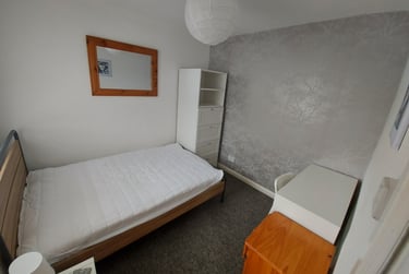 6 bed house, Moorland Way, Exwick, Exeter, EX42ER - Image 12