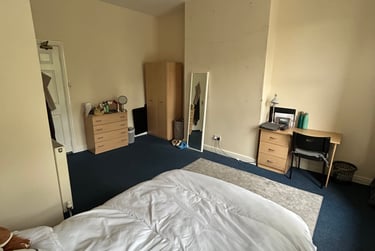 9 bed house, Highnam crescent road, Broomhill, Sheffield, S101BZ - Image 2