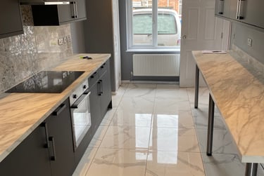 5 bed house, Darrell Place, Earlham, Norwich, NR58QW - Image 1