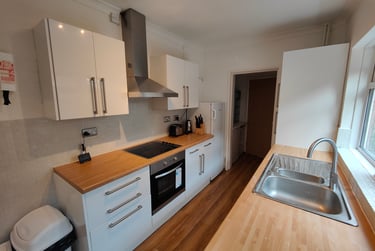 4 bed house, Gristhorpe Road, Selly oak, Birmingham, B297SP - Image 1