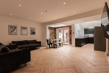 7 bed house, Woodcroft Road, Toxteth, Liverpool, L152HG - Image 1