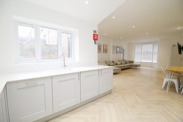 6 bed house, Bagot Street, Wavertree, Liverpool, L152HA - Image 2