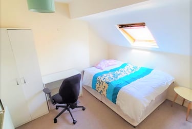 5 bed house, Todd Street, Charlestown, Salford, M72DP - Image 2